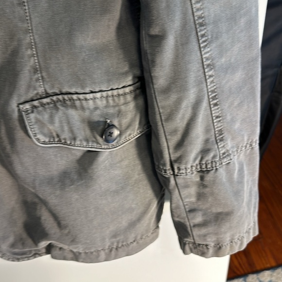 DKNY Men’s Utility / Military Style Button-Down Jacket Grey/Green Color, Size LG - Picture 8 of 10